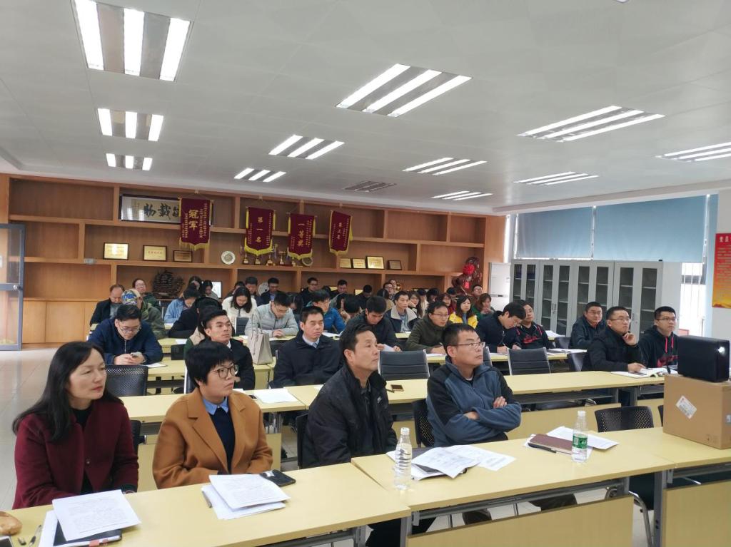 我院教工党支部召开2018年度专题组织生活会和党员民主测评3.png