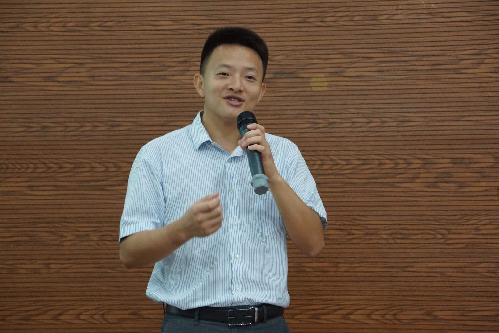 我院-未来工程师-专业认知夏令营开营1.jpg