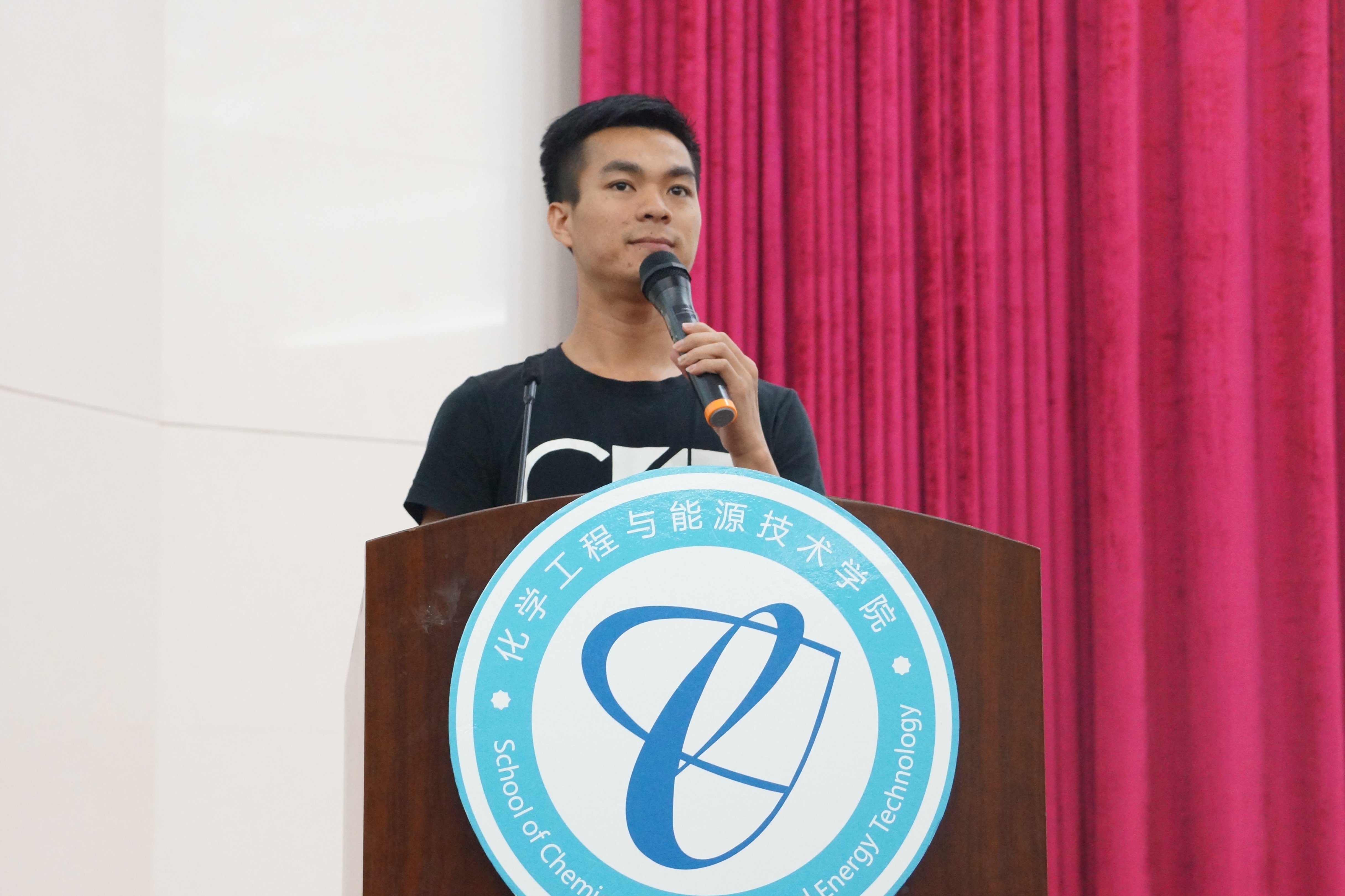 我院举办学长-学习经验-生活技巧-分享会1.jpg