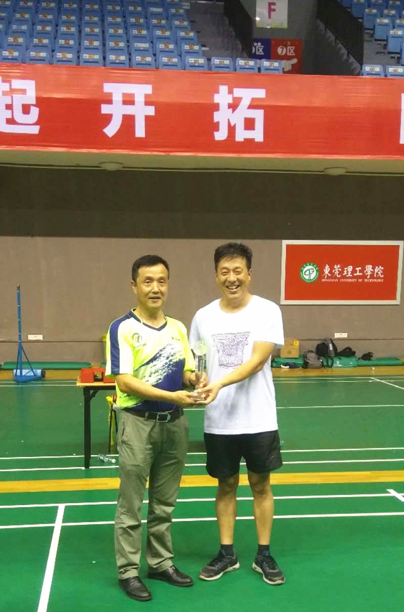 我院获学校教职工气排球比赛二等奖-1.jpg